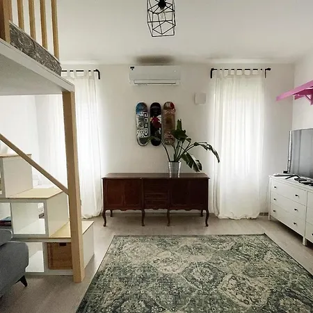 Manca's With Free Parking Apartment *